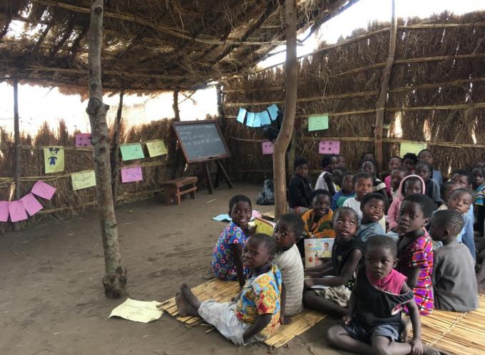 Apesar das condições ainda precárias das salas de aulas, o projecto "Kudziua" matriculou 1008 crianças no seu primeiro ano